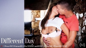 Naomi Bennet – Different Day