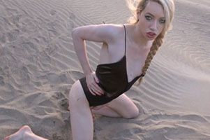 Sasha De Sade – A Sandy Surprise