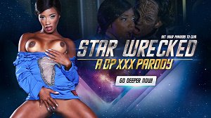 Kiki Minaj – Star Wrecked: A DP XXX Parody