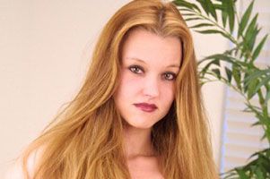 Celeste – 21 years old – CreampieCuties