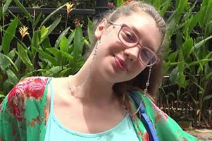 Elena Koshka – Elena enjoys the zoo, but wants you to feed her pussy some bananas – AtkGirlfriends