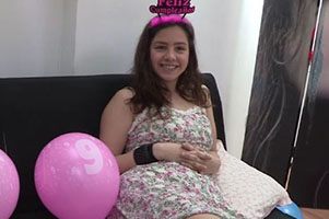 Alba Colegiala – Birthday present for Alba. Tender 19 and she already got two dicks for herself. Congratulations!