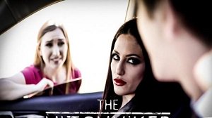 Gracie May Green & Kissa Sins – The Hitchhiker