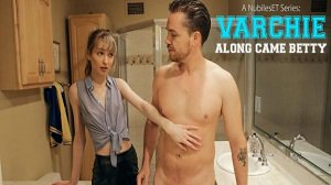 MACKENZIE MOSS – VARCHIE ALONG CAME BETTY