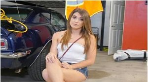 RILEY SHEA – RILEY SHEA GETS HER CAR BILL LOWERED BY BEING A DIRTY SLUT