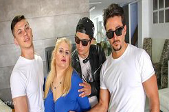 MUSA LIBERTINA – MATURE MUSA LIBERTINA GETS FUCKED BY FOUR TOY BOYS AT ONCE